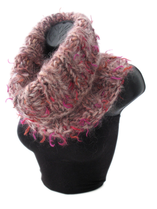 Little Cowl - Cranberry Cream