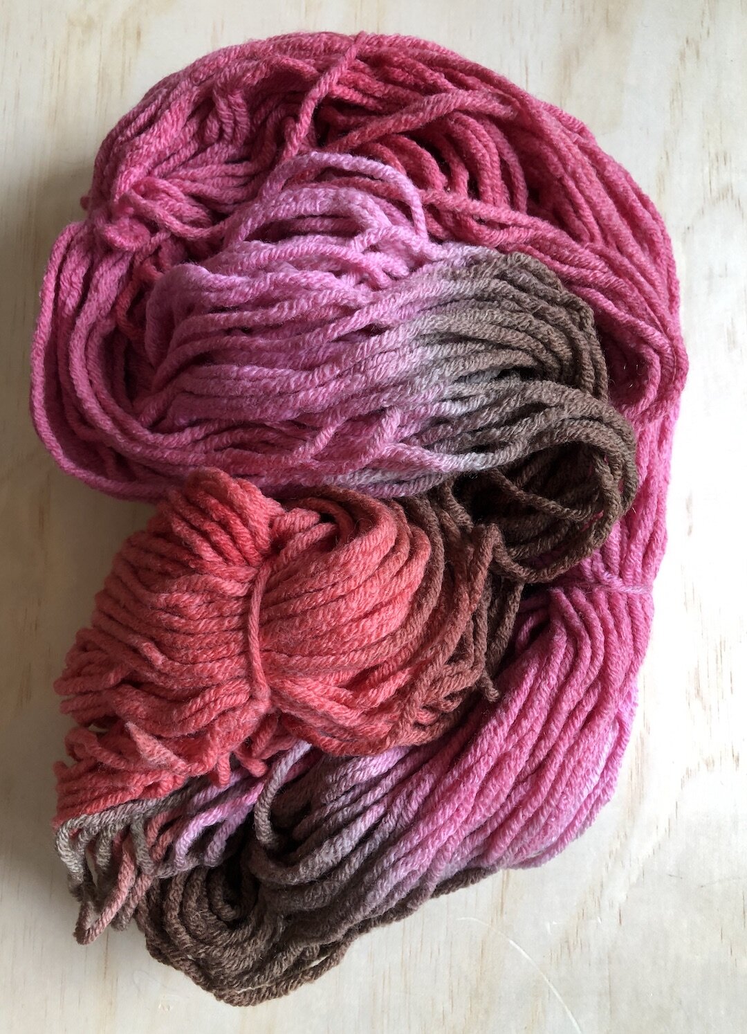BULKY Fat and Soft Pure Wool Knitting yarn  - EARTHY